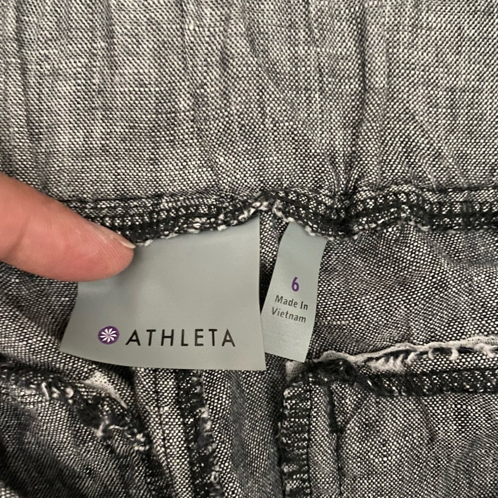 Athleta shirts size 6 - Picture 3 of 4